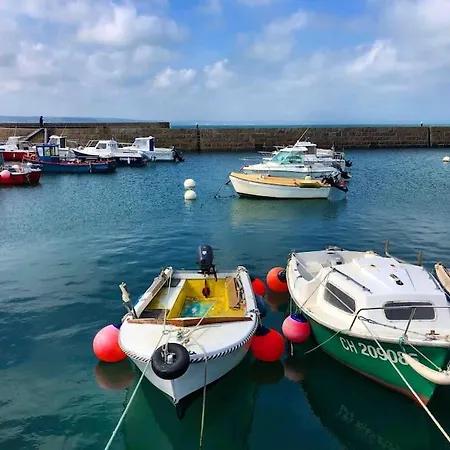 Roulage Ferme 18eme Jardin Parking Normandie