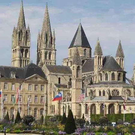 Roulage Ferme 18eme Jardin Parking Normandie