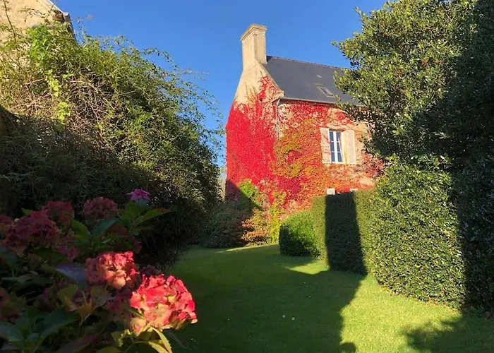 Roulage Ferme 18eme Jardin Parking Normandie Villa Longueville (Calvados)