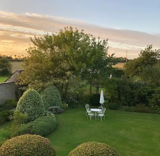 Roulage Ferme 18eme Jardin Parking Normandie