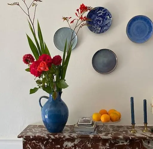 Roulage Ferme 18eme Jardin Parking Normandie * Longueville (Calvados)