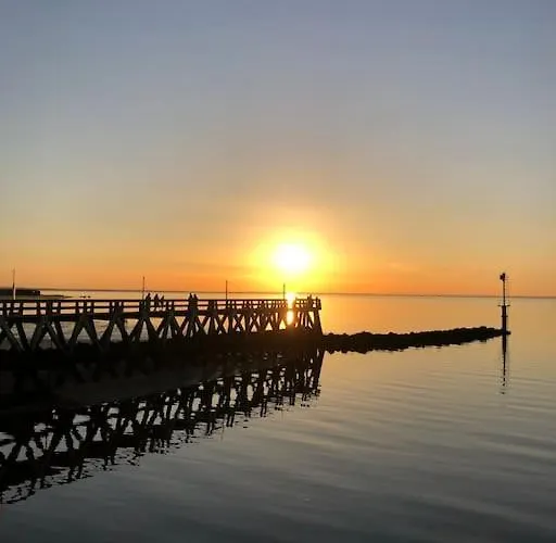 Roulage Ferme 18eme Jardin Parking Normandie Longueville (Calvados)