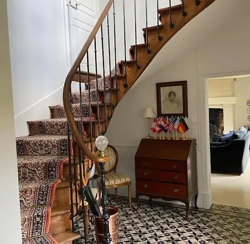 Roulage Ferme 18eme Jardin Parking Normandie