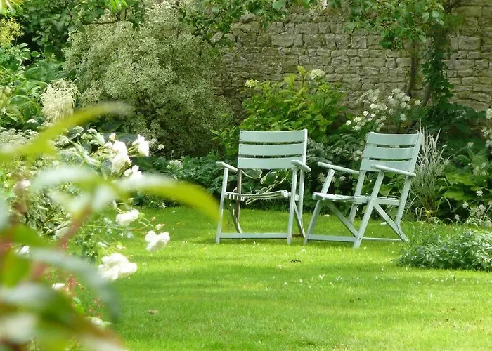 Roulage Ferme 18eme Jardin Parking Normandie Longueville (Calvados)